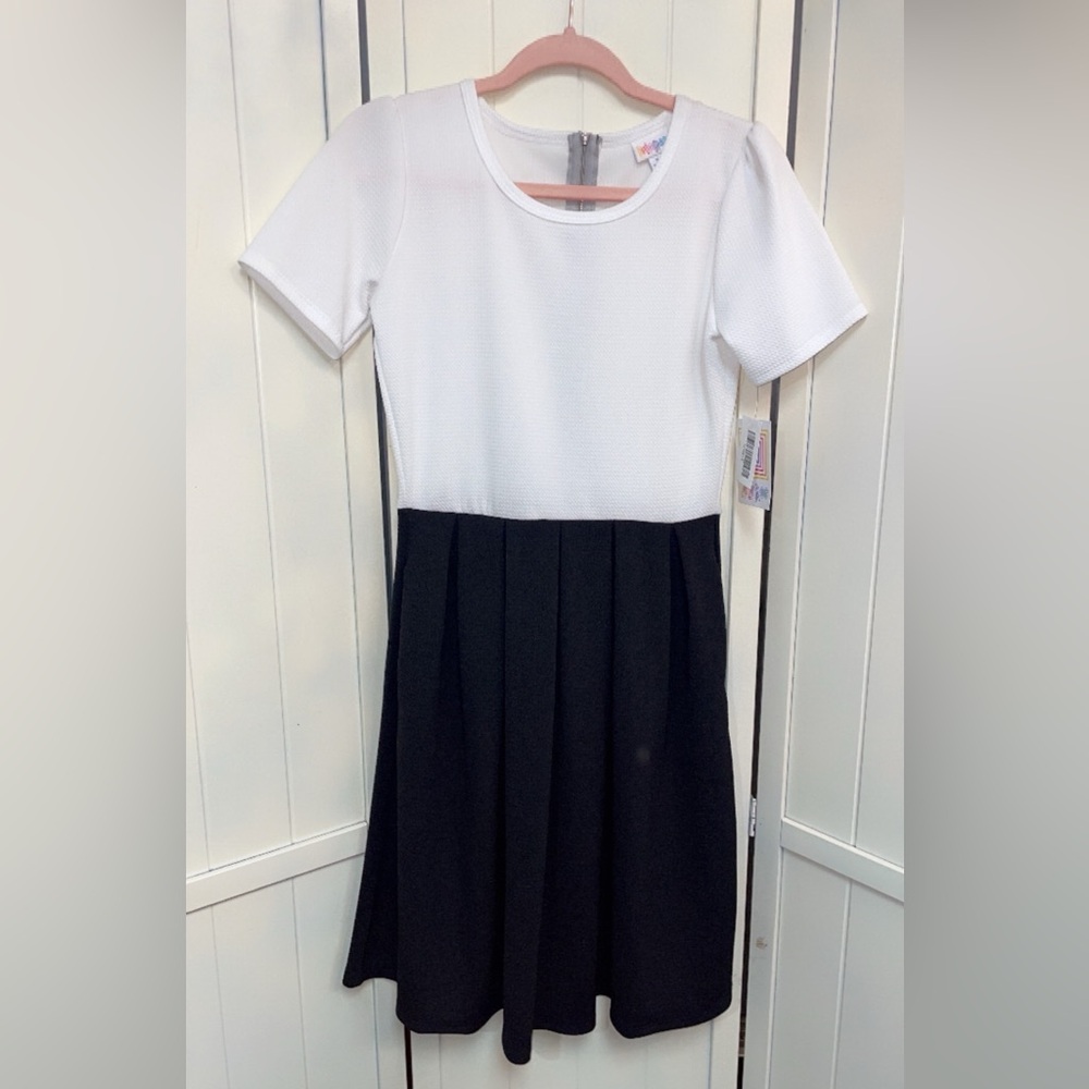 New Small LulaRoe Amelia Dress